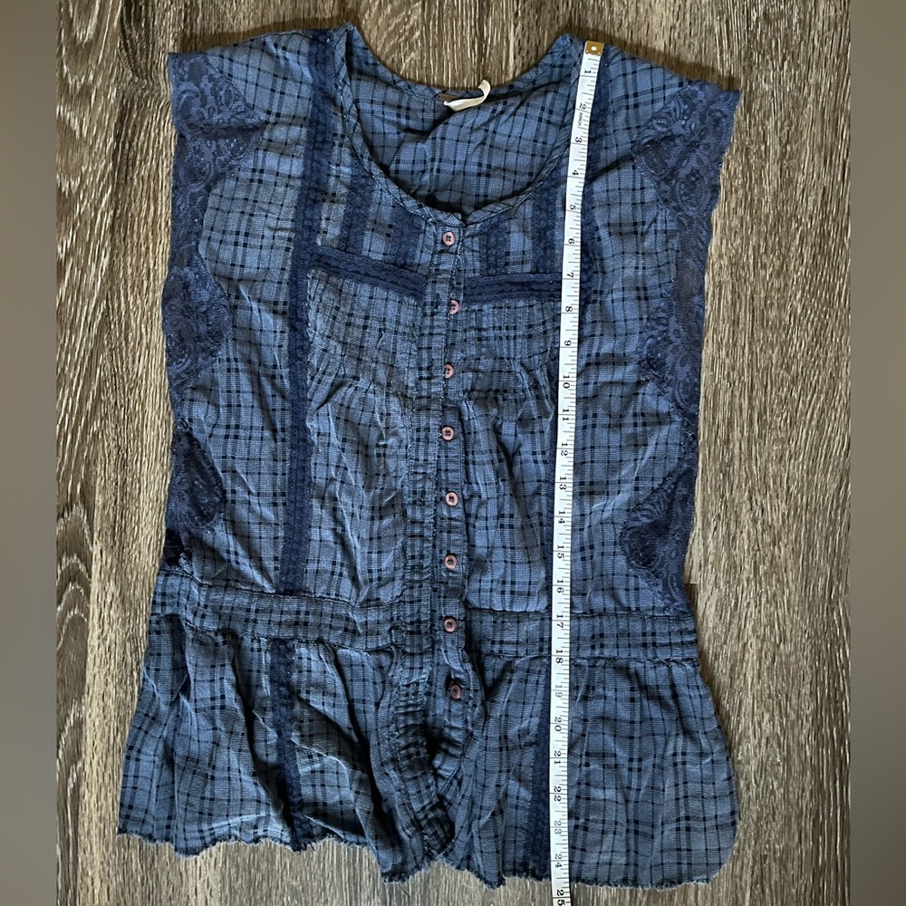 Free people size small shirt